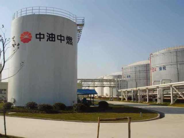 中油工程600339 主力“瞞天過?！辈呗韵碌墓こ炭辈彀鍓K動向分析